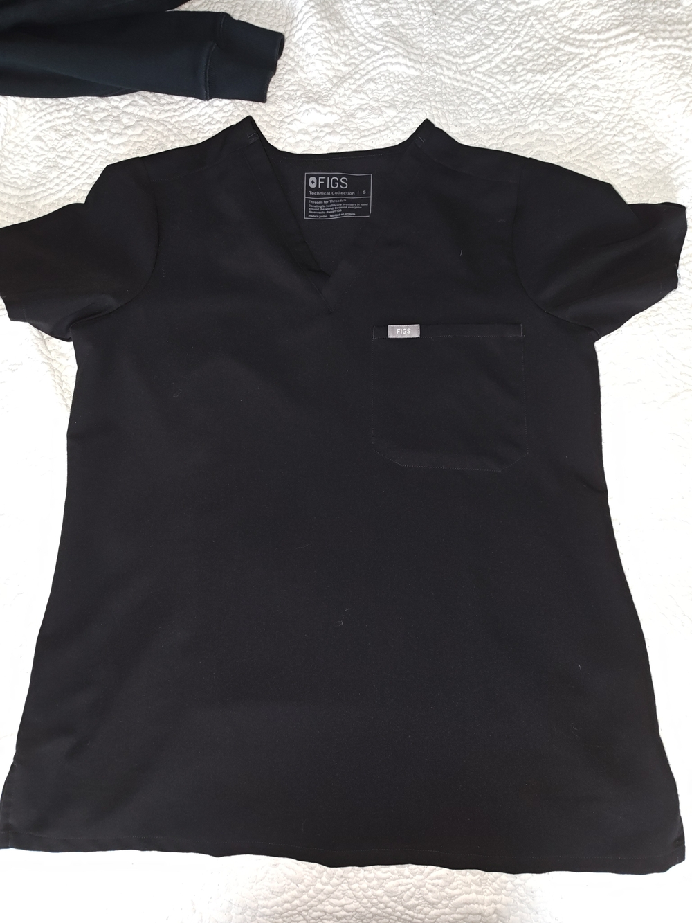 Figs Black V-Neck Short Sleeve Scrub Top